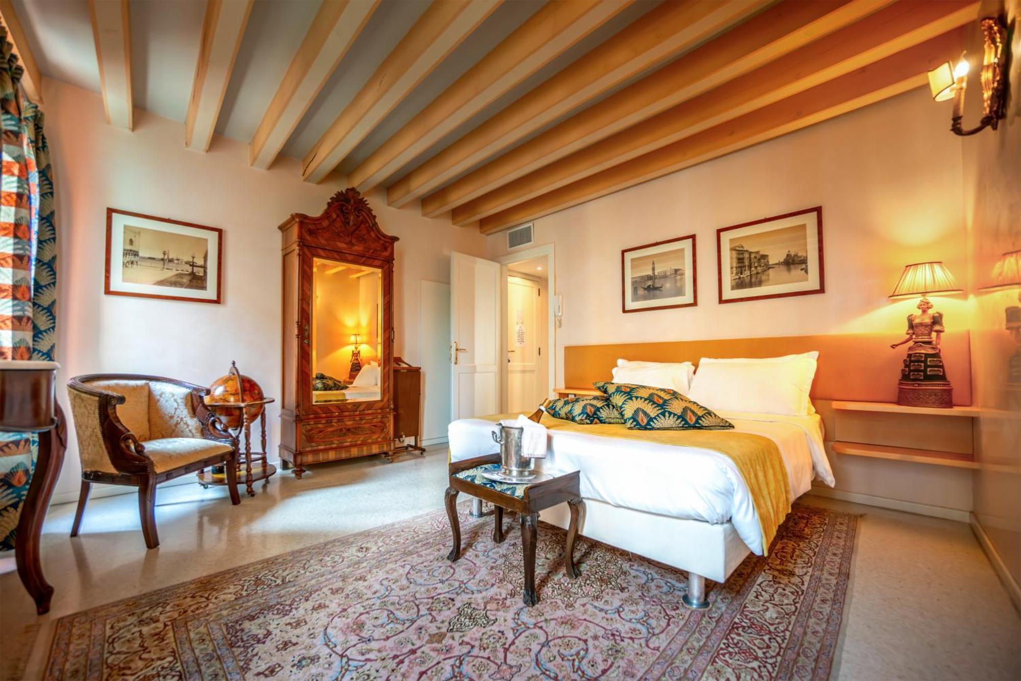 Hotel Palazzo San Luca à Venise Chambre photo